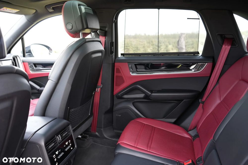 Porsche Cayenne Standard - 17