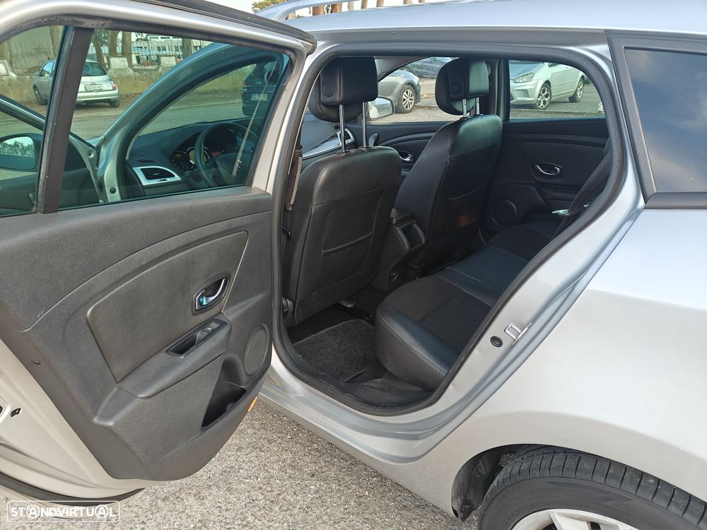 Renault Mégane Sport Tourer 1.5 dCi Dynamique S CO2 Champion - 6