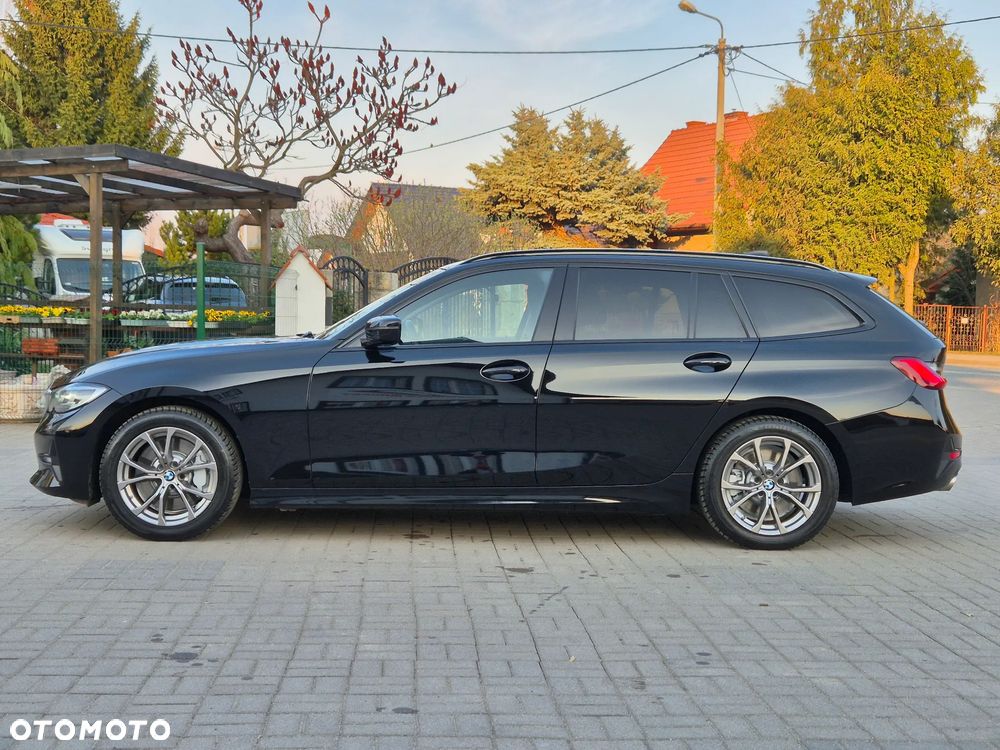 BMW Seria 3 330i Sport Line - 6