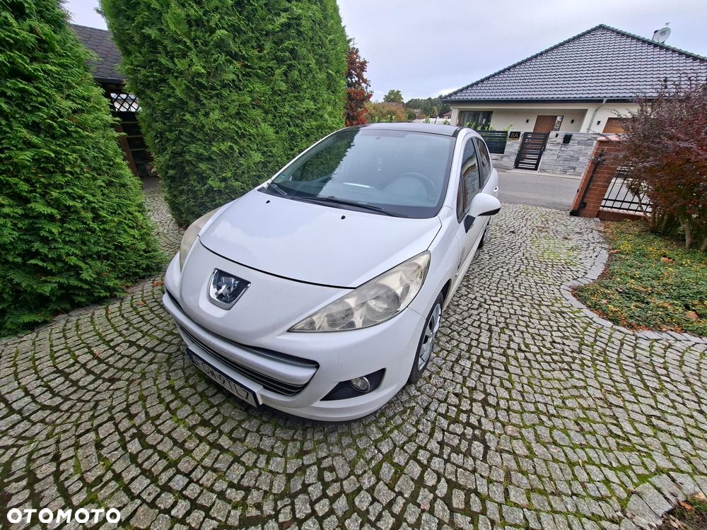 Peugeot 207 - 2