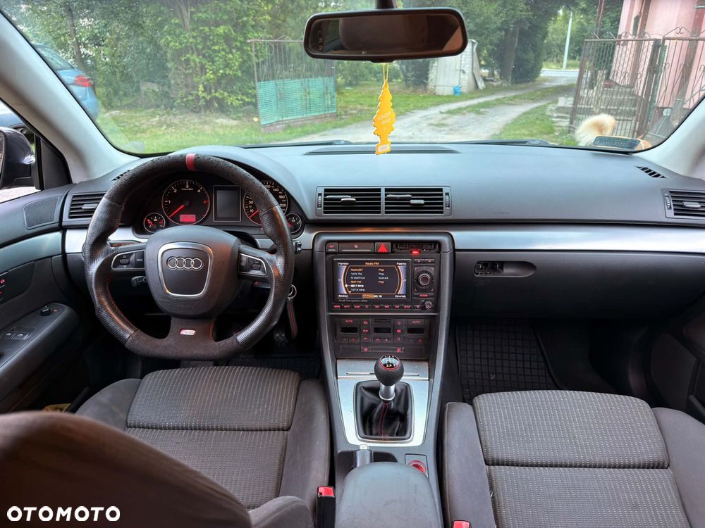 Audi A4 Avant - 6