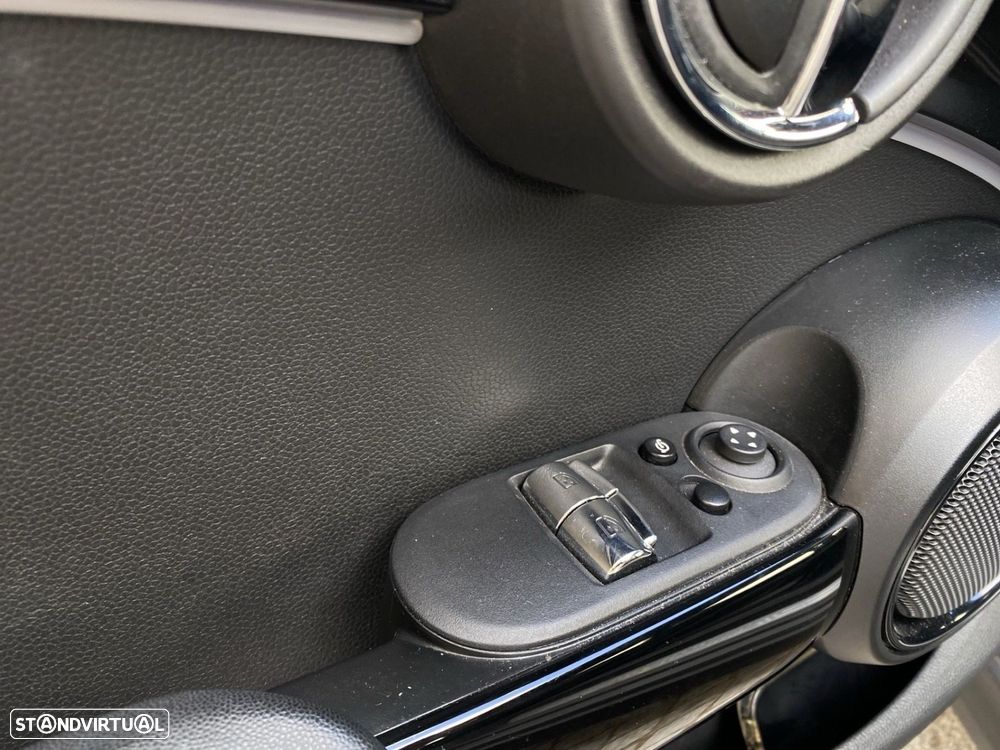MINI 3 Portas Cooper SE Premium Classic - 15