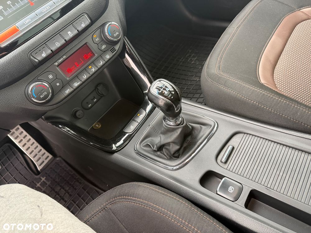 Kia Ceed 1.6 GDI Business Line - 21