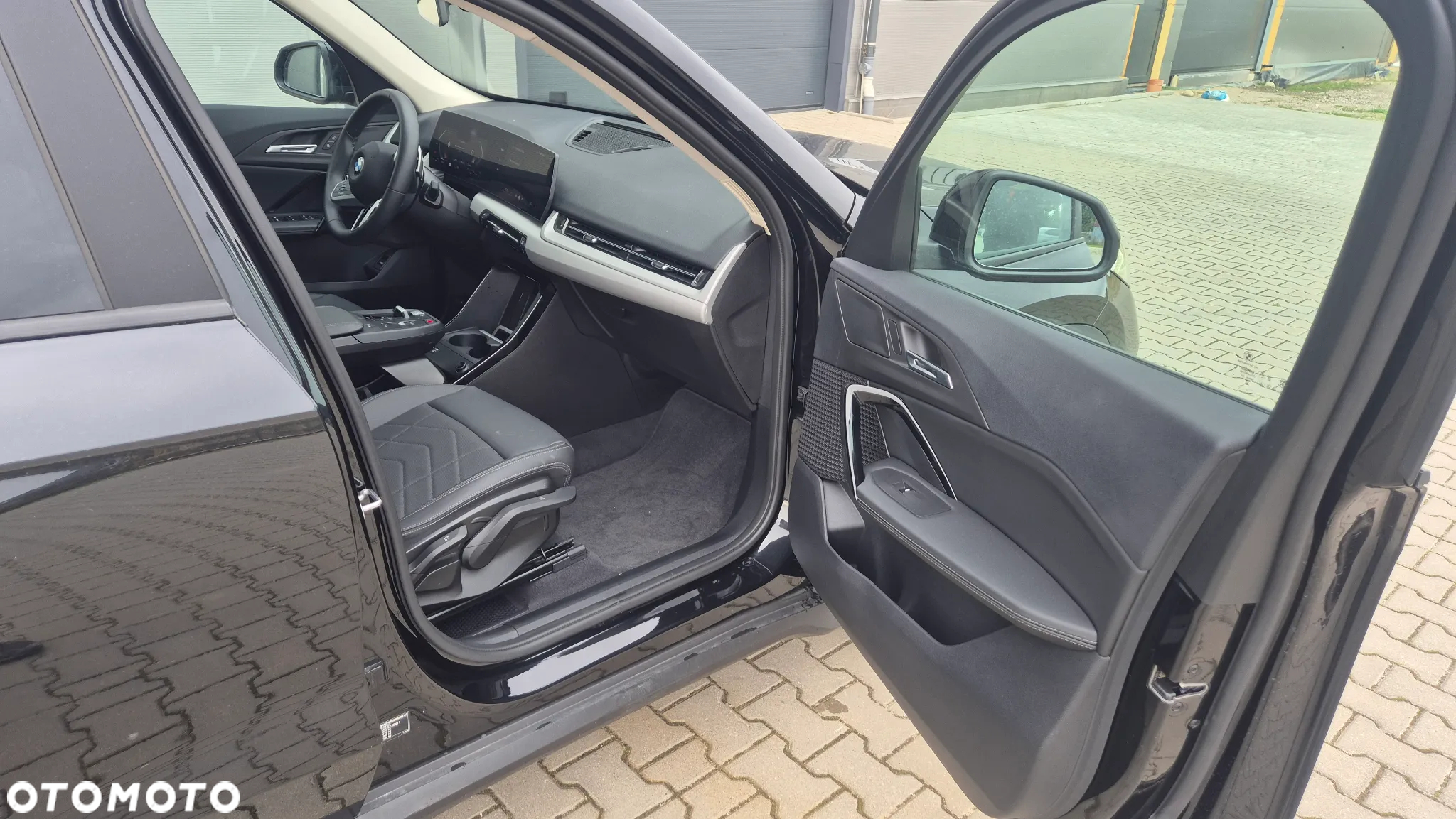 BMW X1 - 13