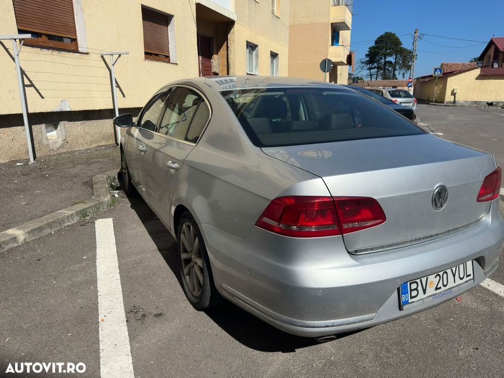 Volkswagen Passat - 11