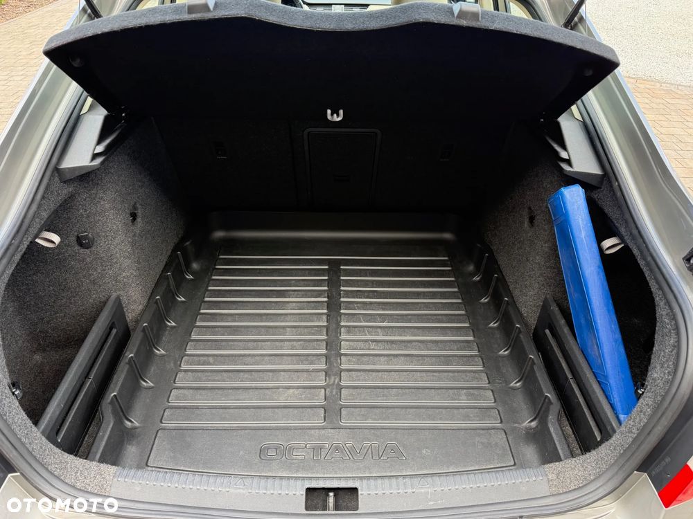 Skoda Octavia - 23