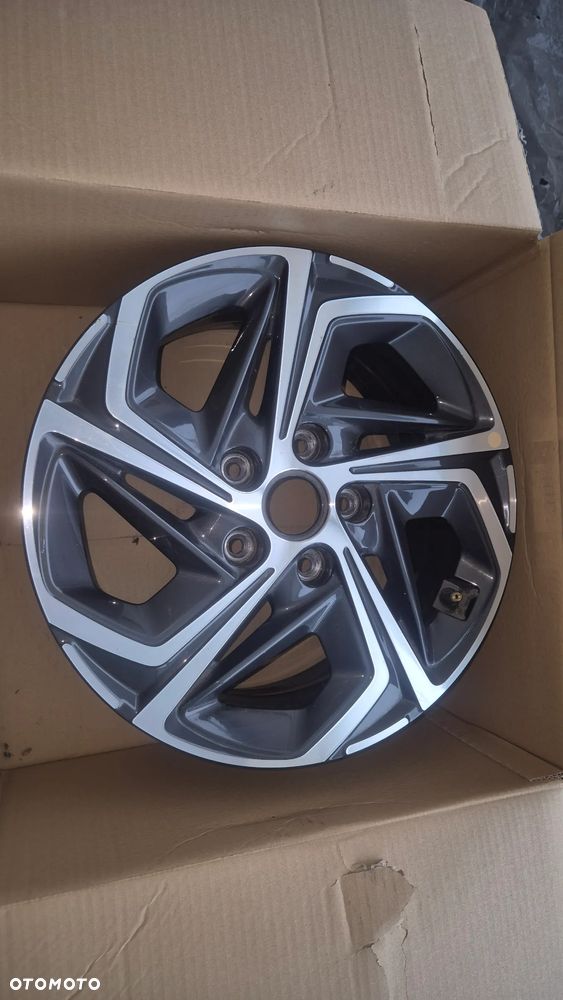 Felga aluminiowa Hyundai  52910-G4600 6.5" x 16" 5x114.3 ET 50 - 1