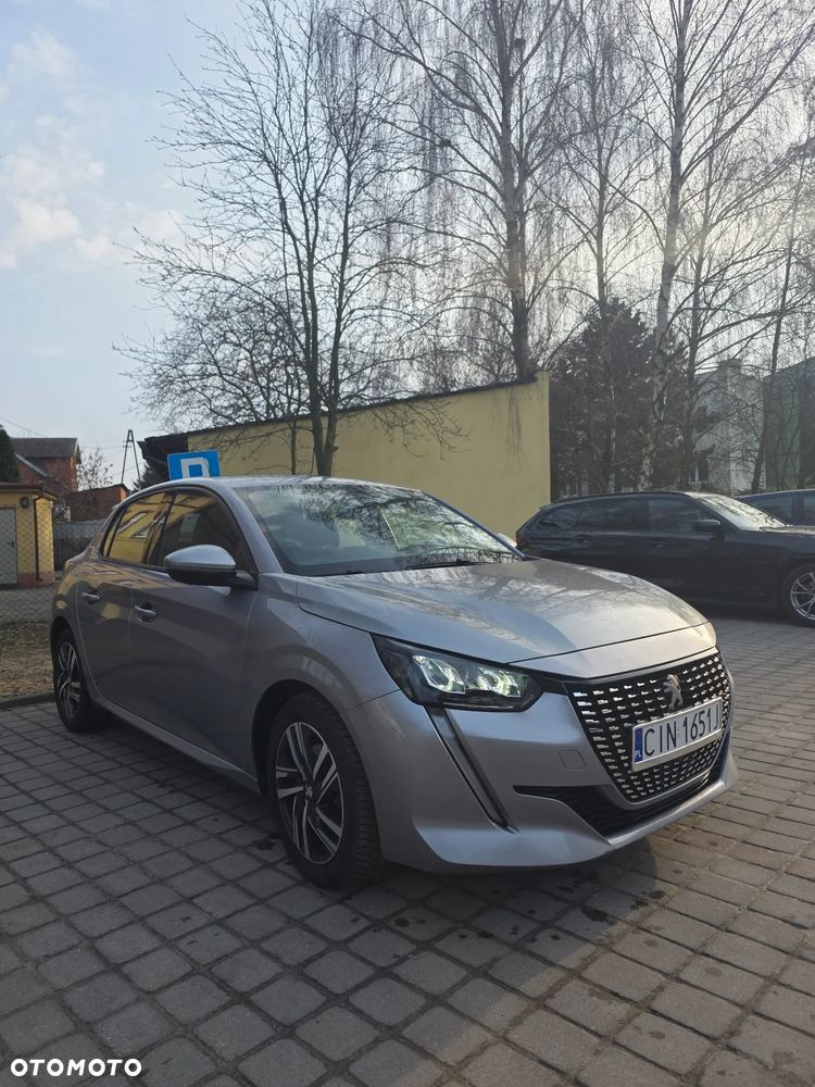 Peugeot 208 PureTech 100 EAT8 Allure - 4