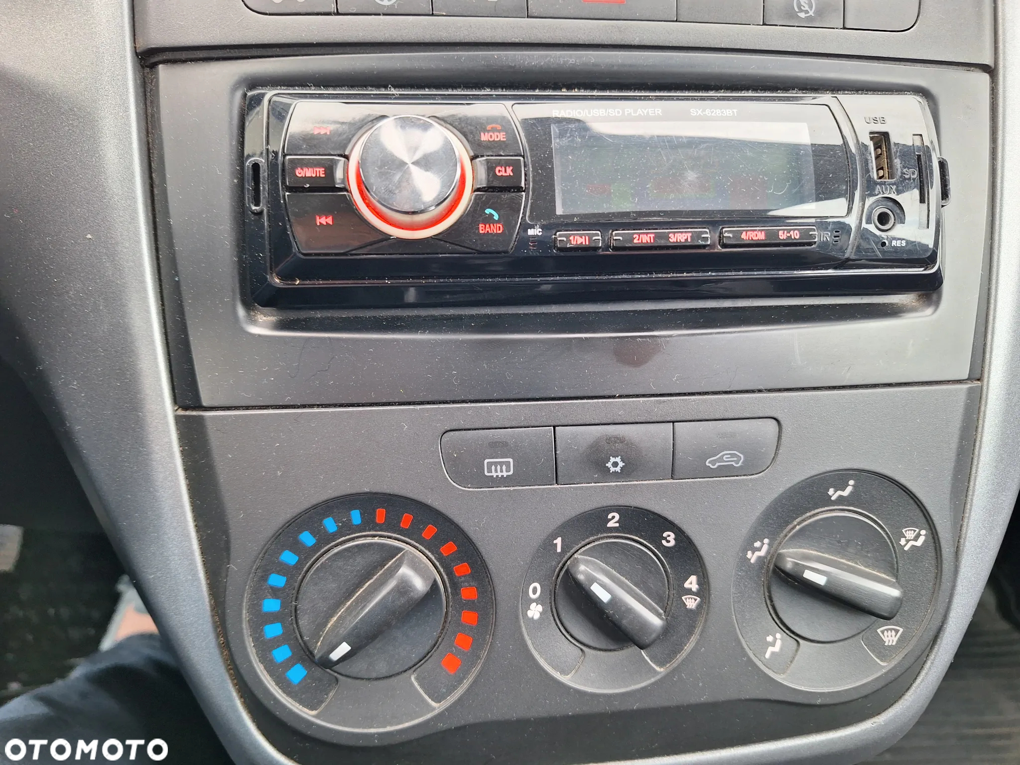 Fiat Punto Van - 9