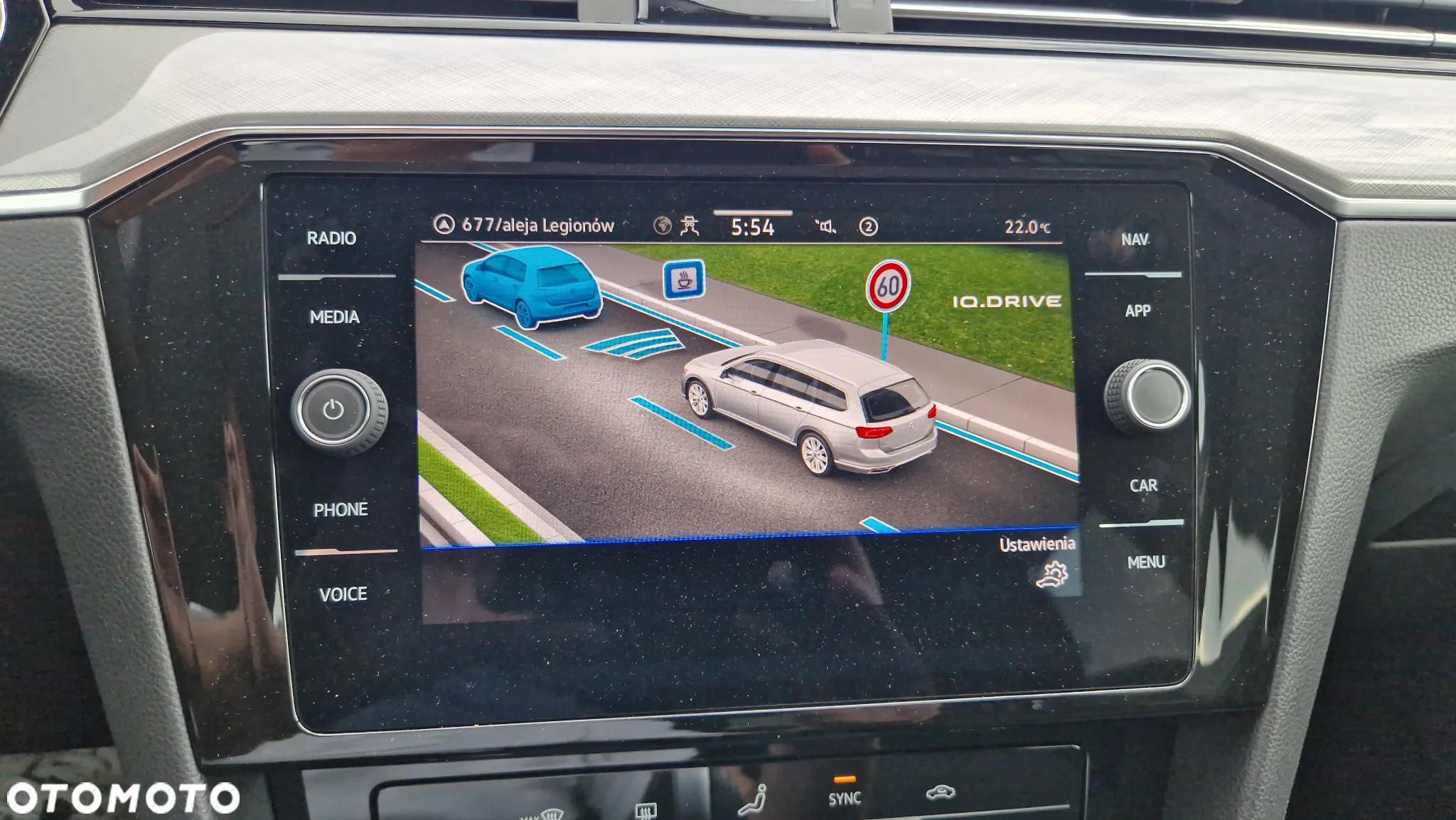 Volkswagen Passat Variant 2.0 TDI SCR DSG Business - 15