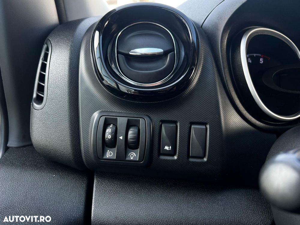 Opel vivaro - 11