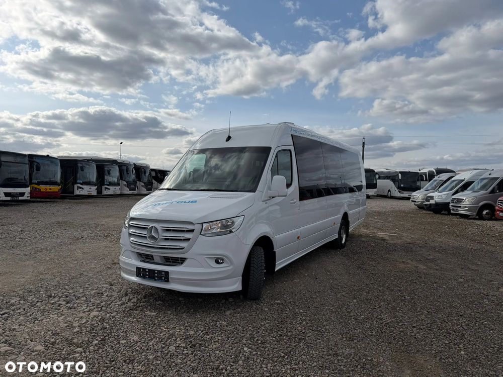 Mercedes-Benz Sprinter 517 - 13