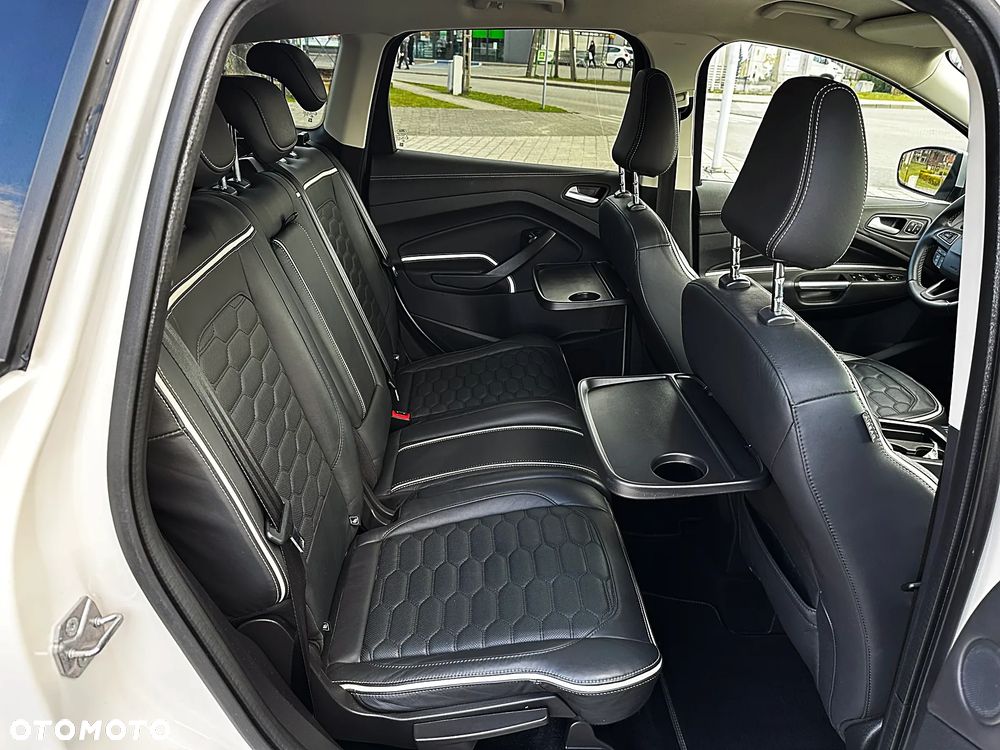 Ford Kuga - 23