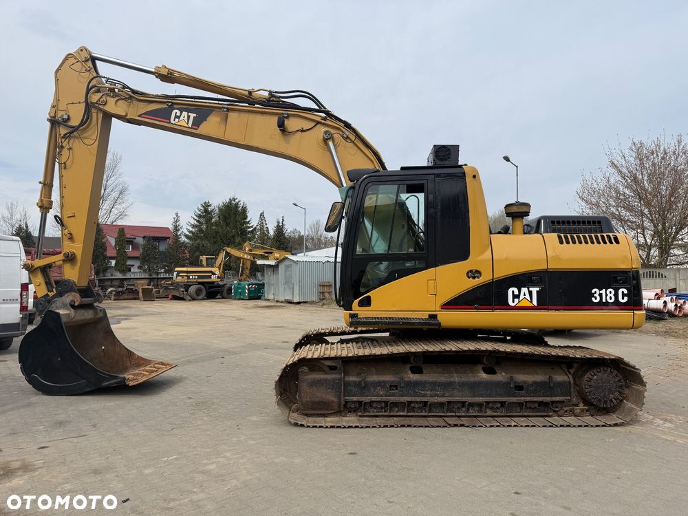Caterpillar 318C - 10