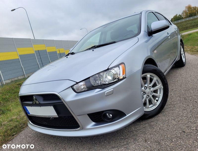 Mitsubishi Lancer - 25