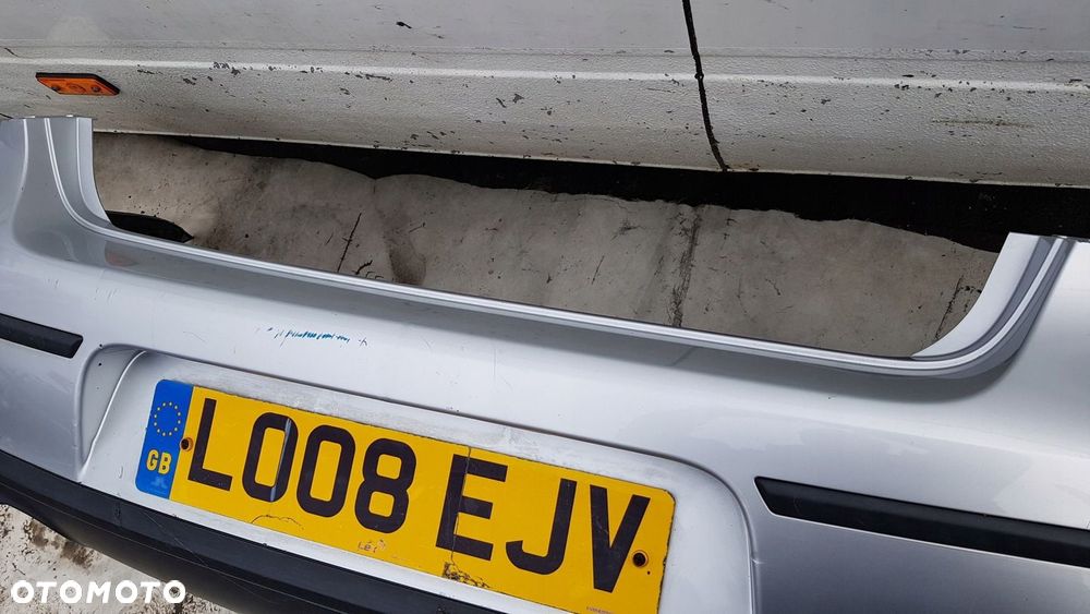 zderzak tył VW Passat B6 sedan - 10