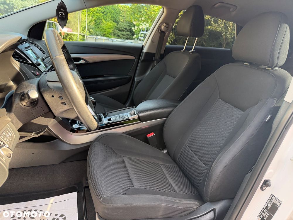 Hyundai i40 Kombi blue 1.6 Family - 34