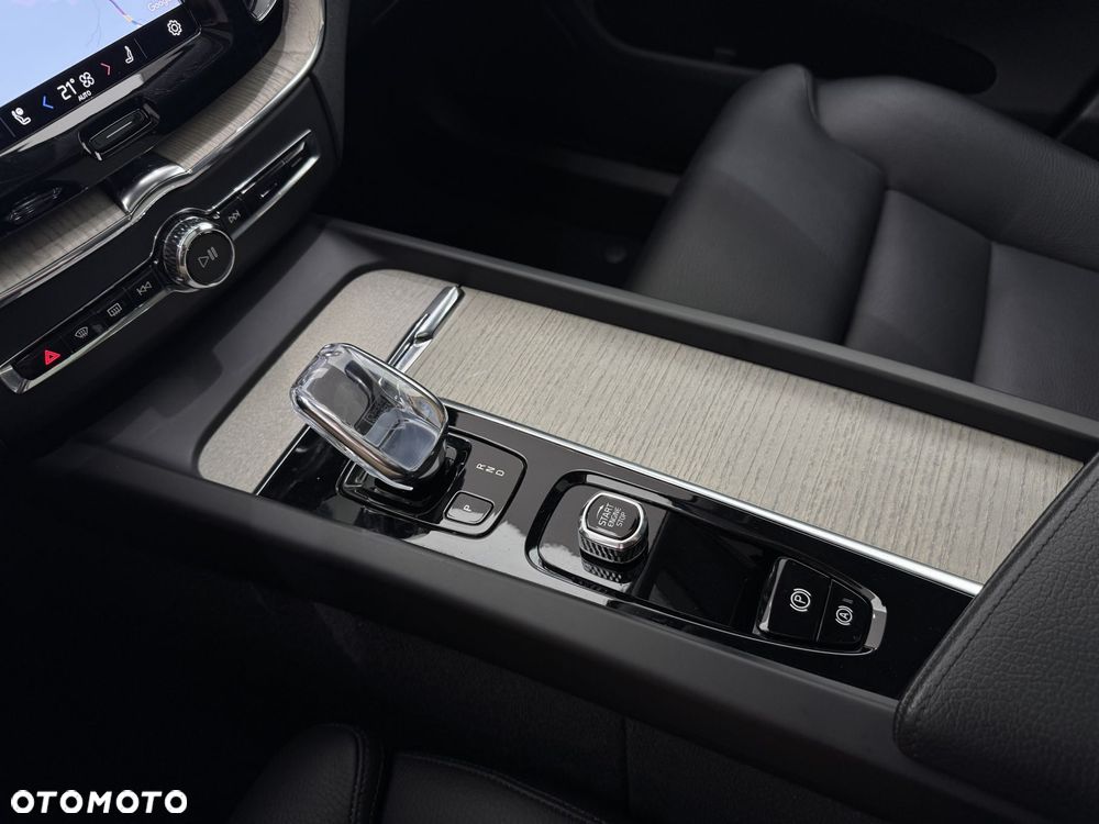 Volvo XC 60 B5 B AWD Inscription - 30
