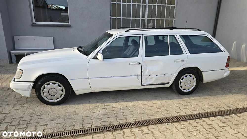Mercedes-Benz W124 (1984-1993) - 27