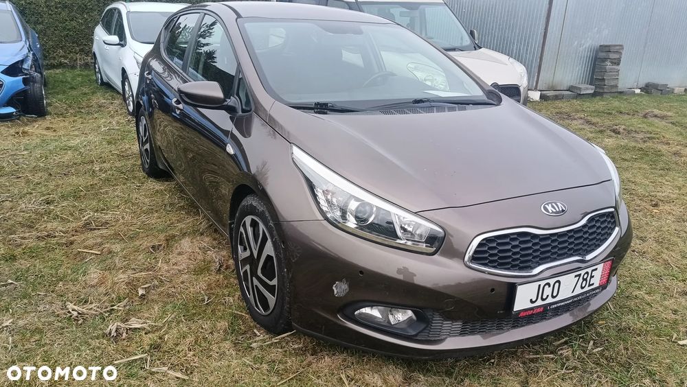 Kia Ceed 1.6 GDI Edition 7 - 11