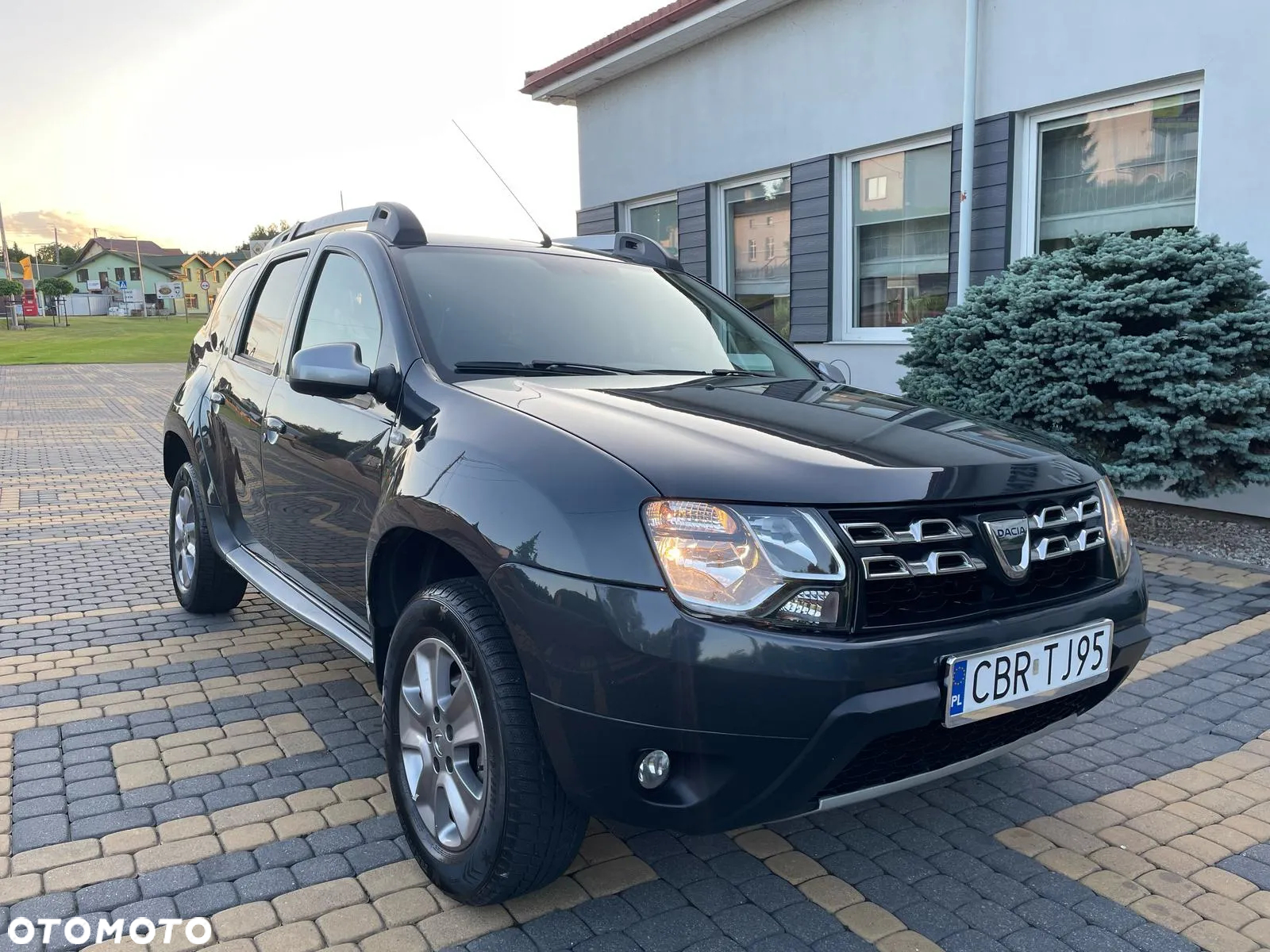 Dacia Duster 1.5 dCi Celebration 4x4 - 3