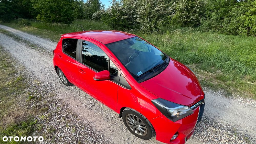 Toyota Yaris 1.33 Premium - 9