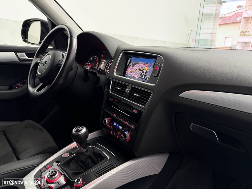 Audi Q5 2.0 TDI Business Line S-line - 36