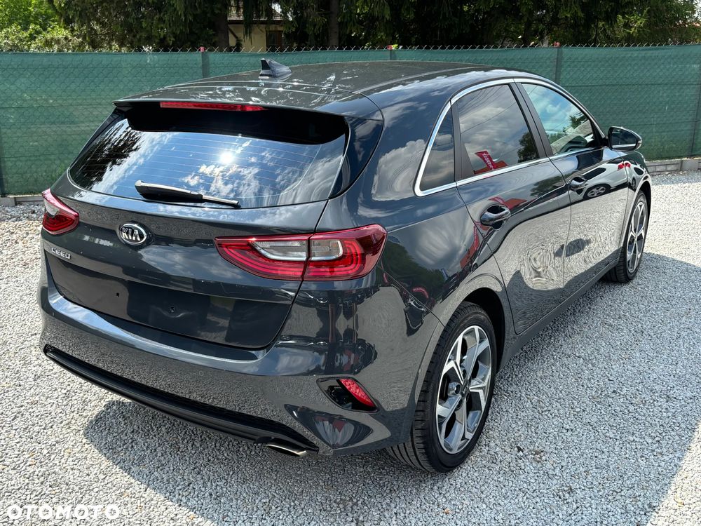 Kia Ceed 1.4 T-GDI L Business Line Plus DCT - 18