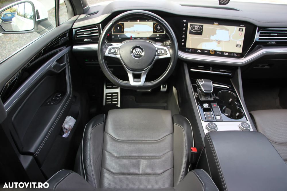 Volkswagen Touareg 3.0 V6 TDI 4Motion DPF Automatik R-Line - 6