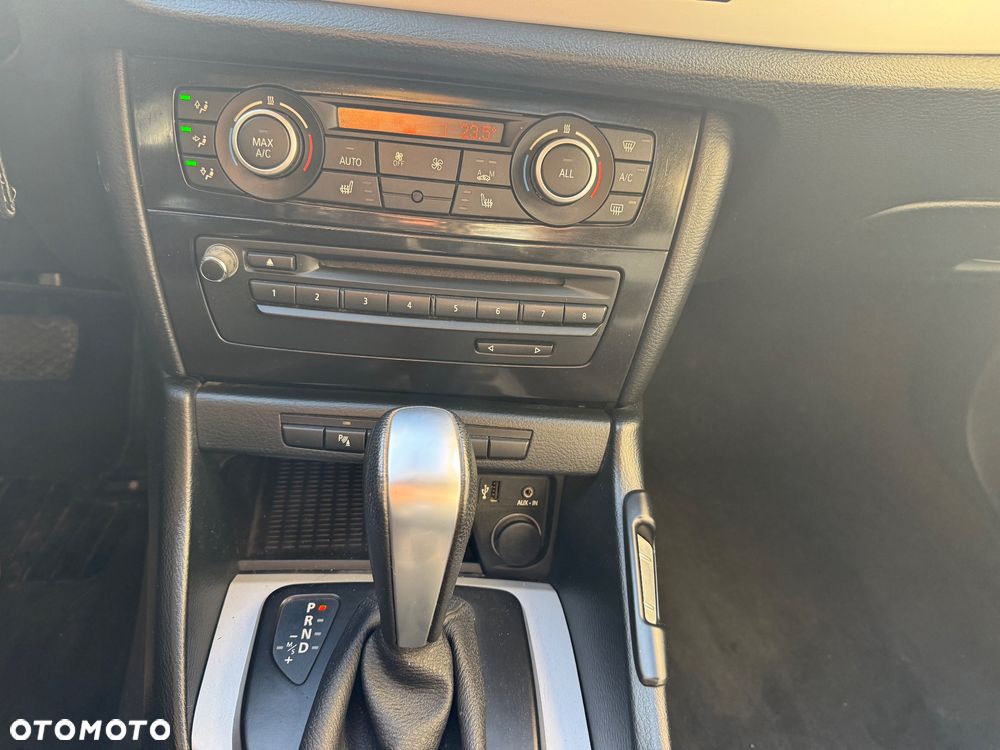 BMW X1 sDrive18i xLine - 5