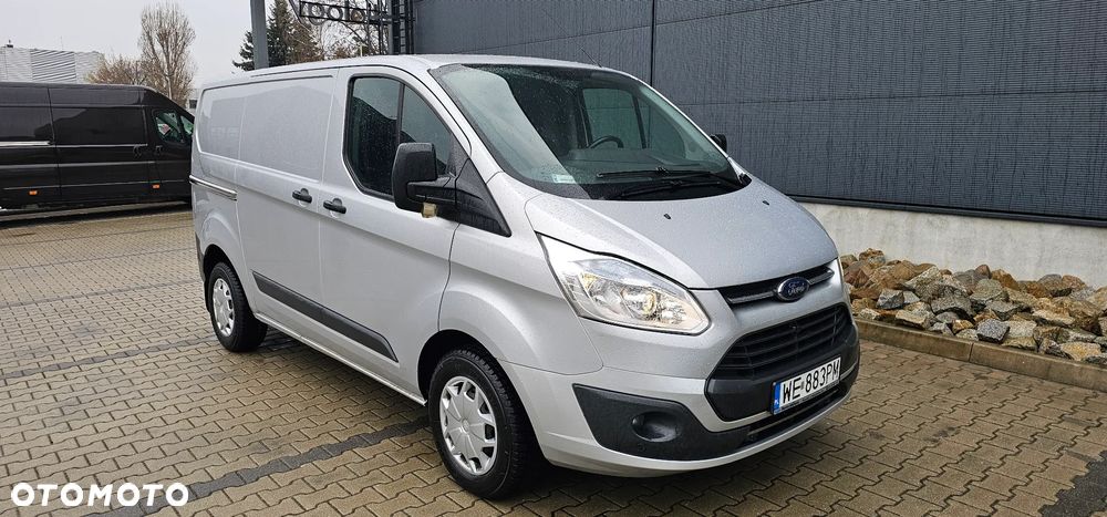 Ford TRANSIT CUSTOM - 2