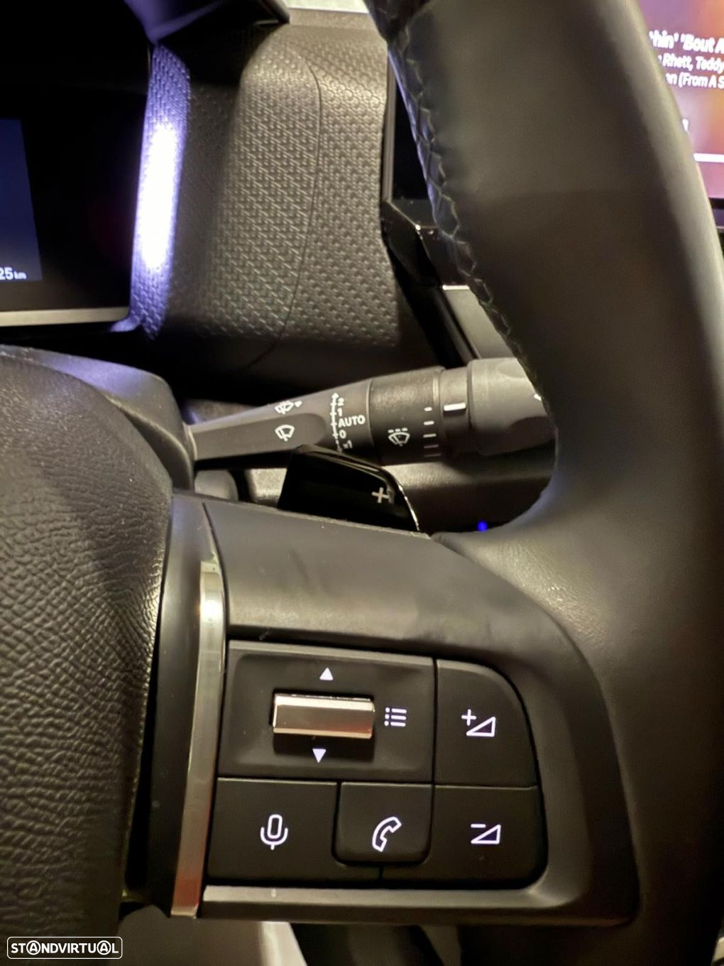 Citroën C4 1.2 PureTech Shine Pack EAT8 - 20