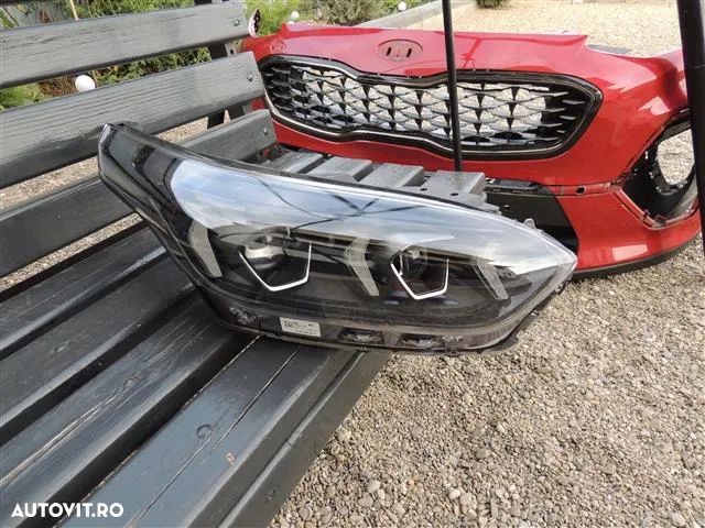 Far dreapta Kia Ceed An 2022 2023 Full Led cod 92102-J7500 - 1
