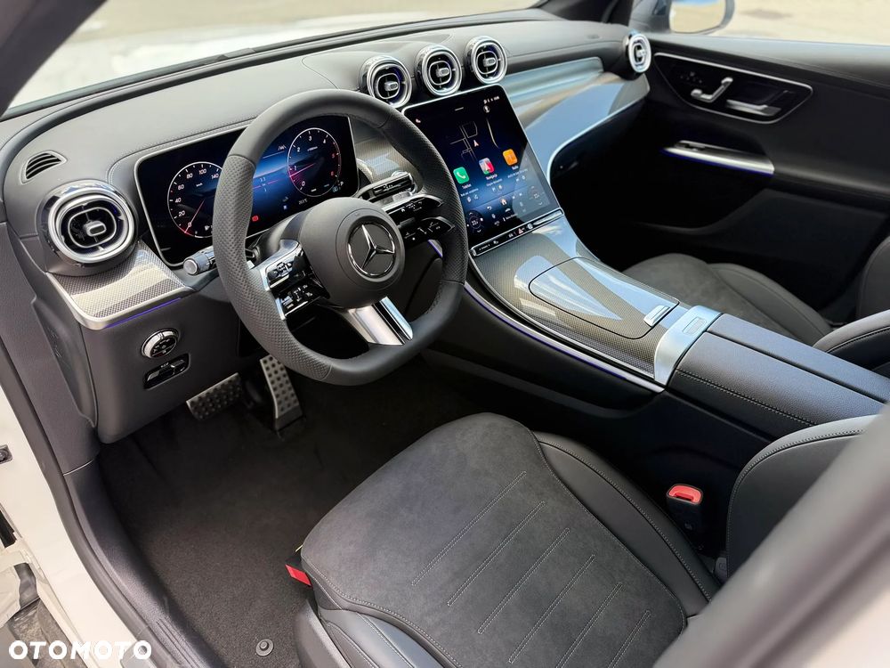 Mercedes-Benz GLC - 22