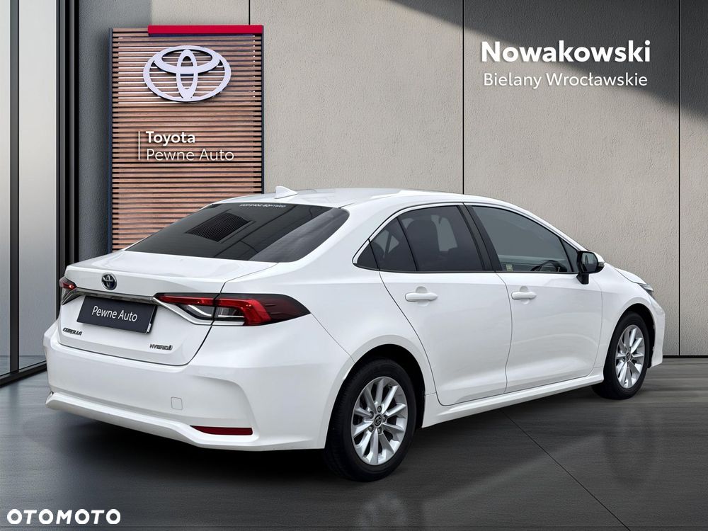 Toyota Corolla 1.8 Hybrid Comfort - 29