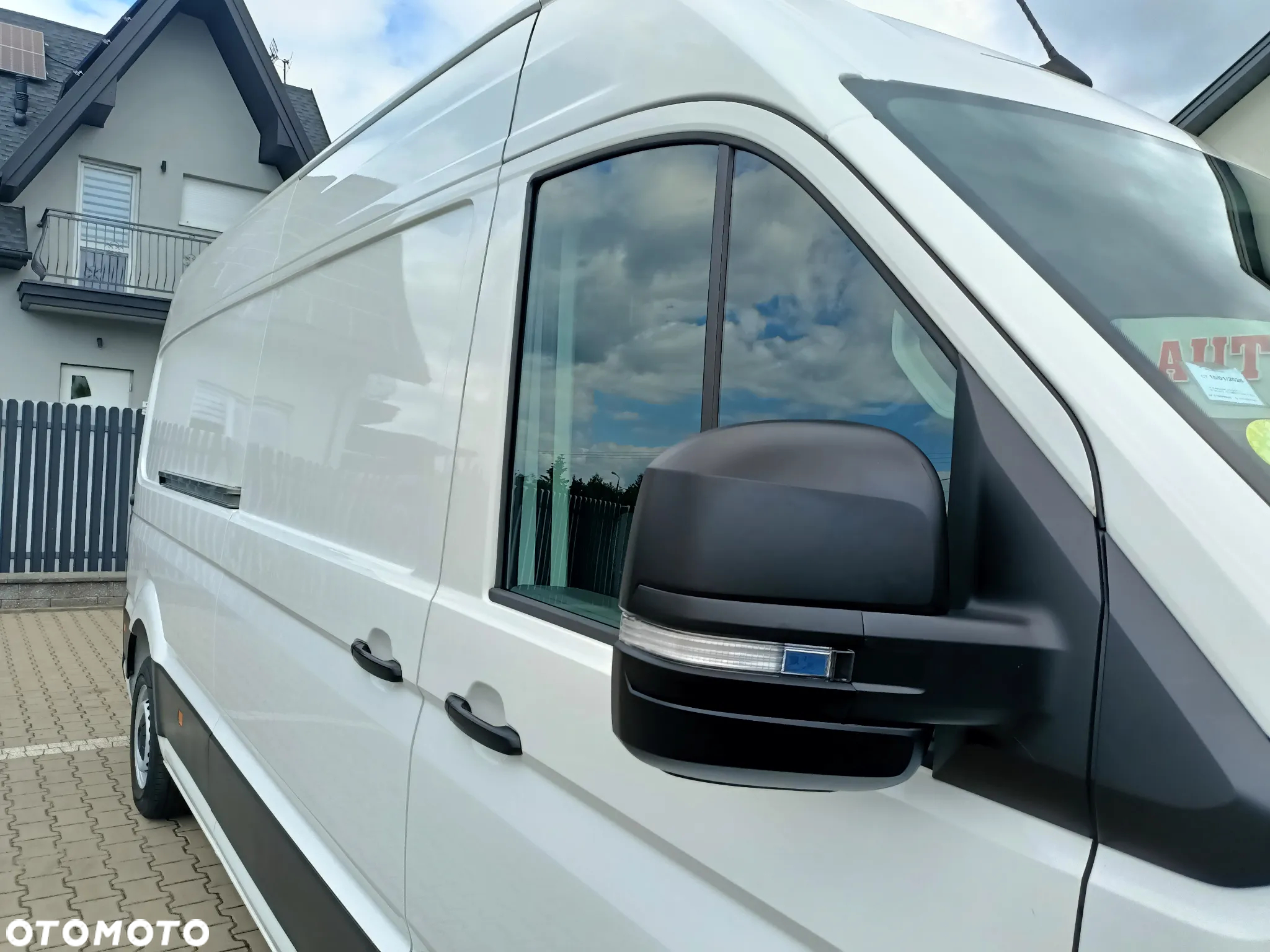 Volkswagen CRAFTER L4H2 MAXI - 24