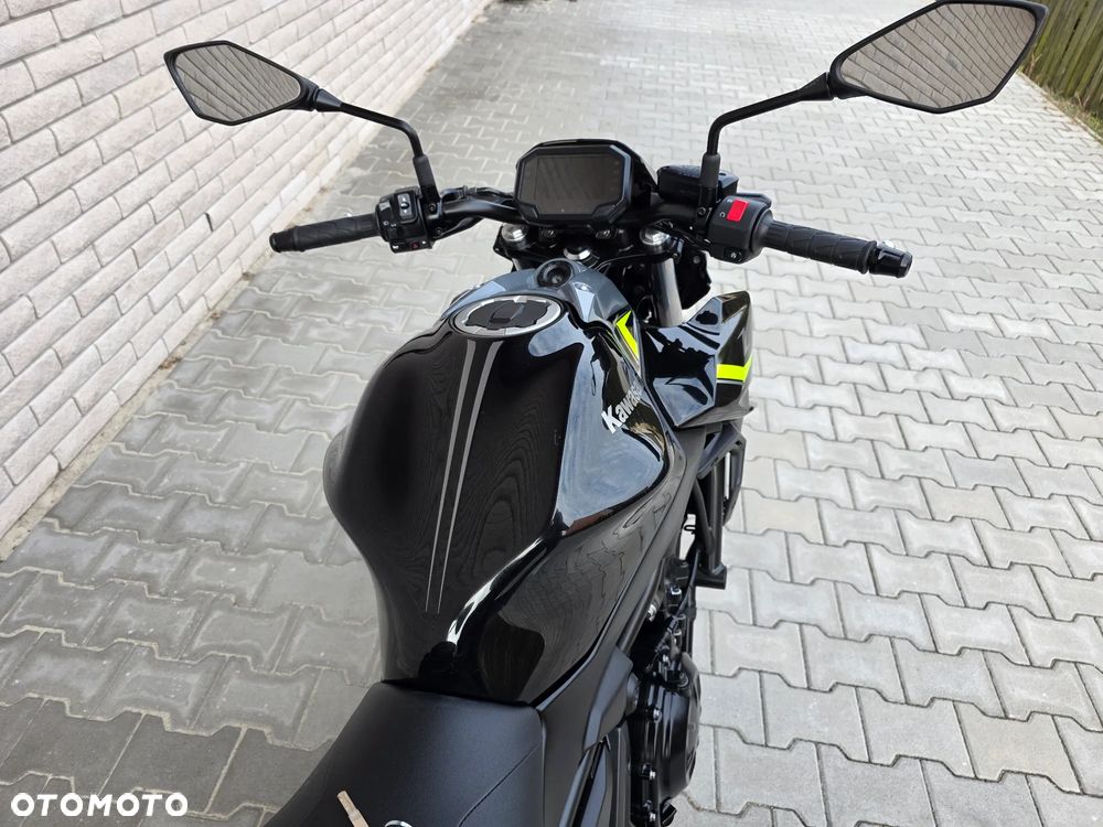 Kawasaki Z 650 - 12