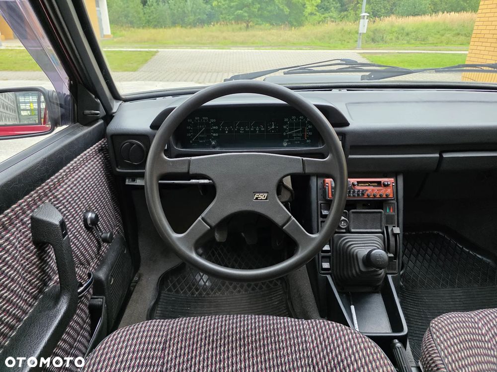 Polonez Caro - 12
