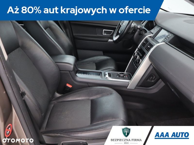 Land Rover Discovery Sport - 11