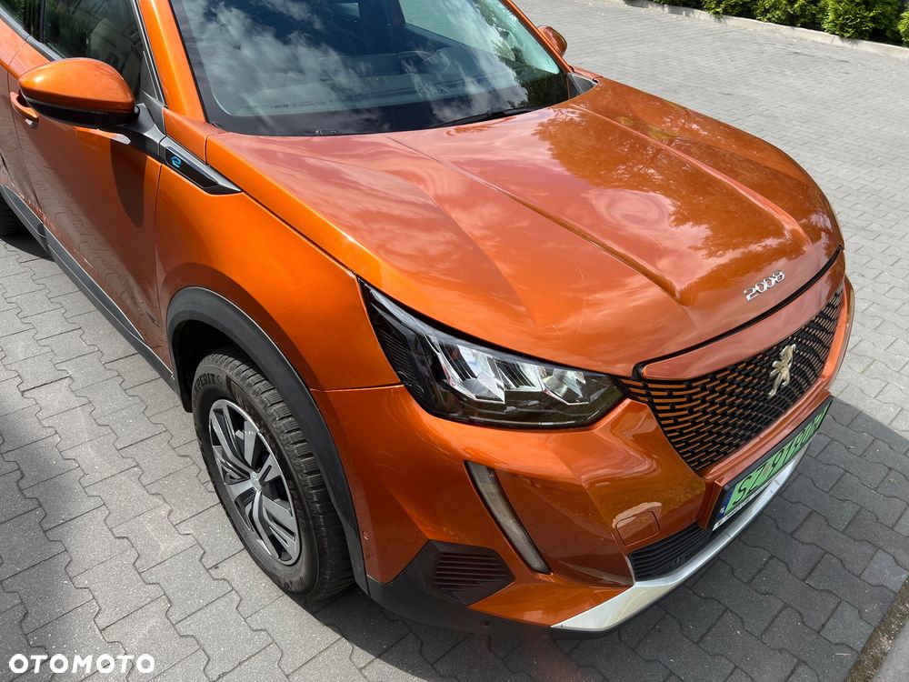 Peugeot 2008 50kWh Allure - 31