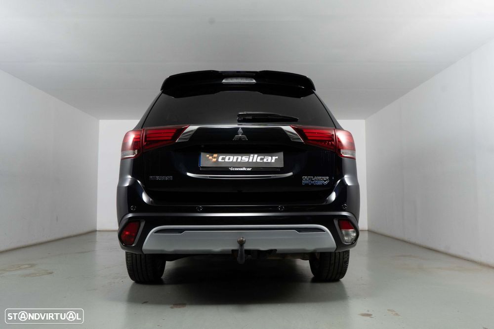 Mitsubishi Outlander 2.4 Intense - 5