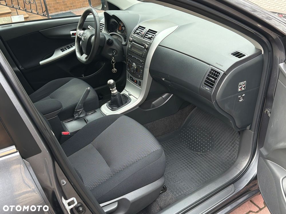 Toyota Corolla 1.6 Premium - 31