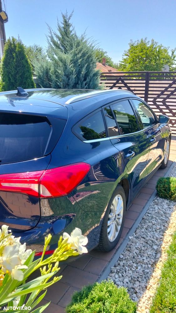 Ford Focus 1.5 TDCi DPF Start-Stopp-System Aut. Business - 4