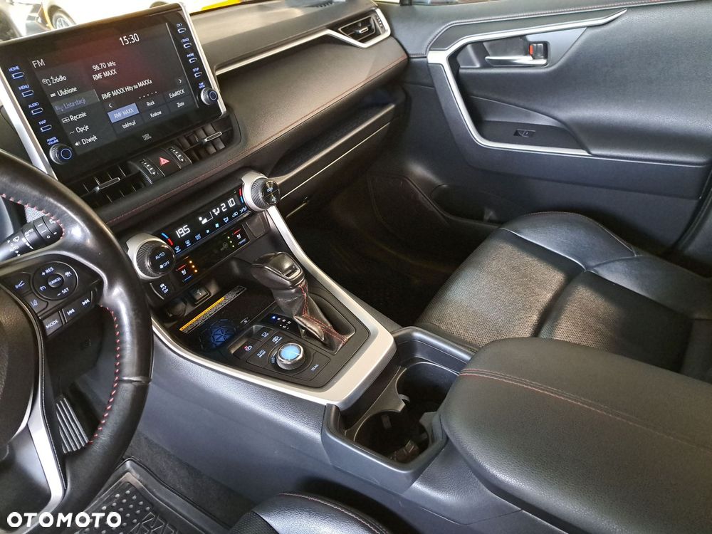 Toyota RAV4 - 31