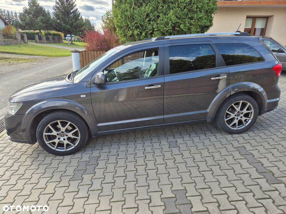Fiat Freemont 2.0 Multijet Black Code AWD - 8