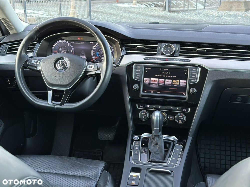 Volkswagen Passat 2.0 TDI Bi-Turbo BMT 4Mot Highline DSG - 5