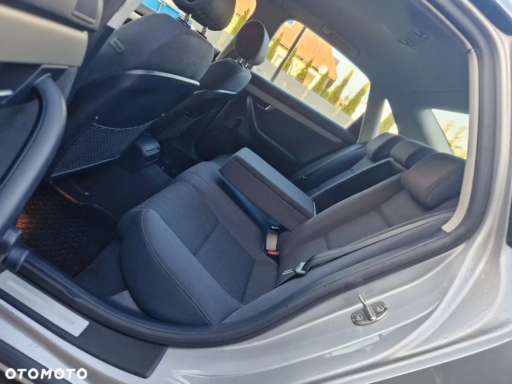 Audi A4 Limousine 1.8 T - 10