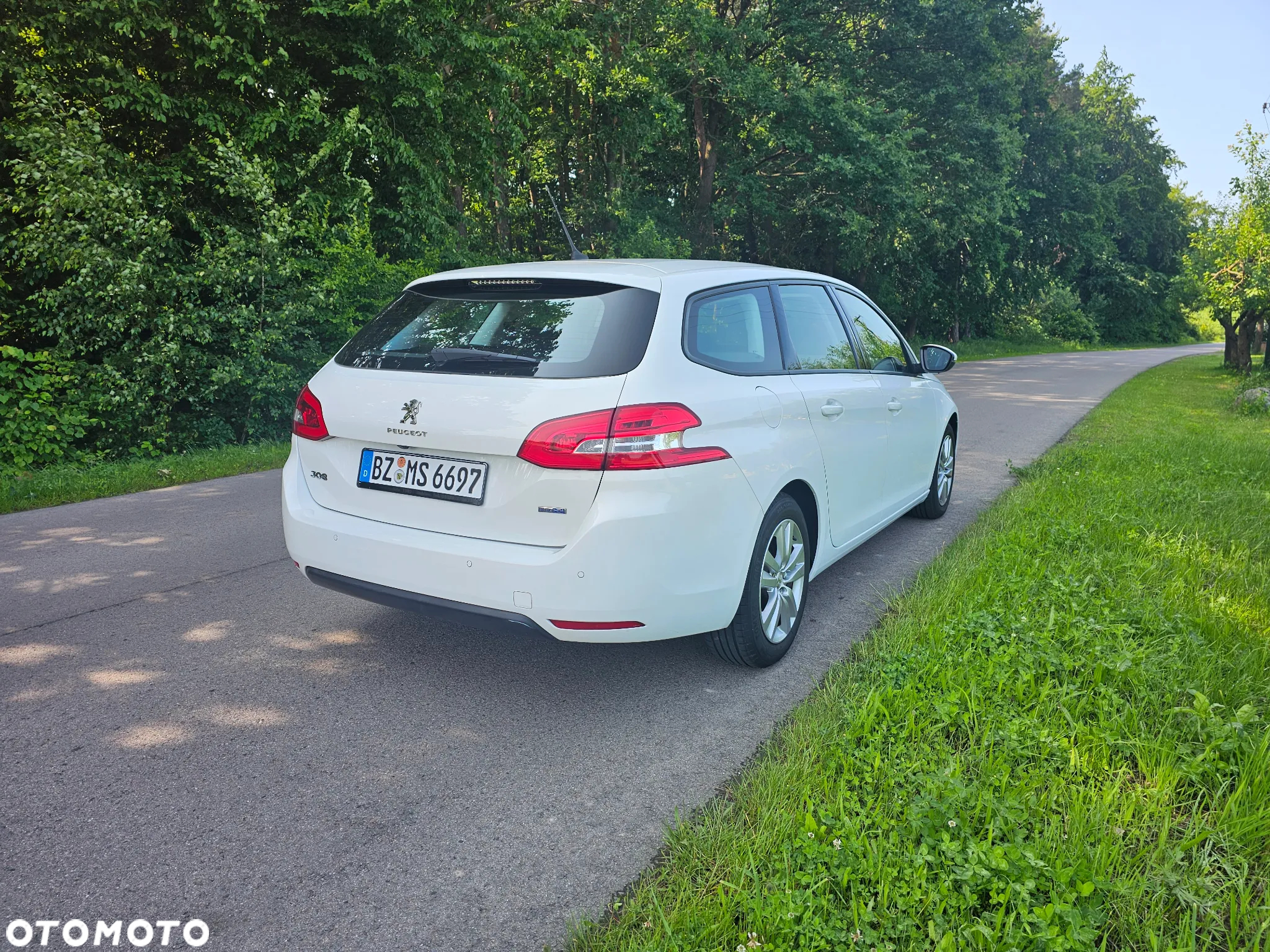 Peugeot 308 SW 1.6 BlueHDi Allure S&S - 6