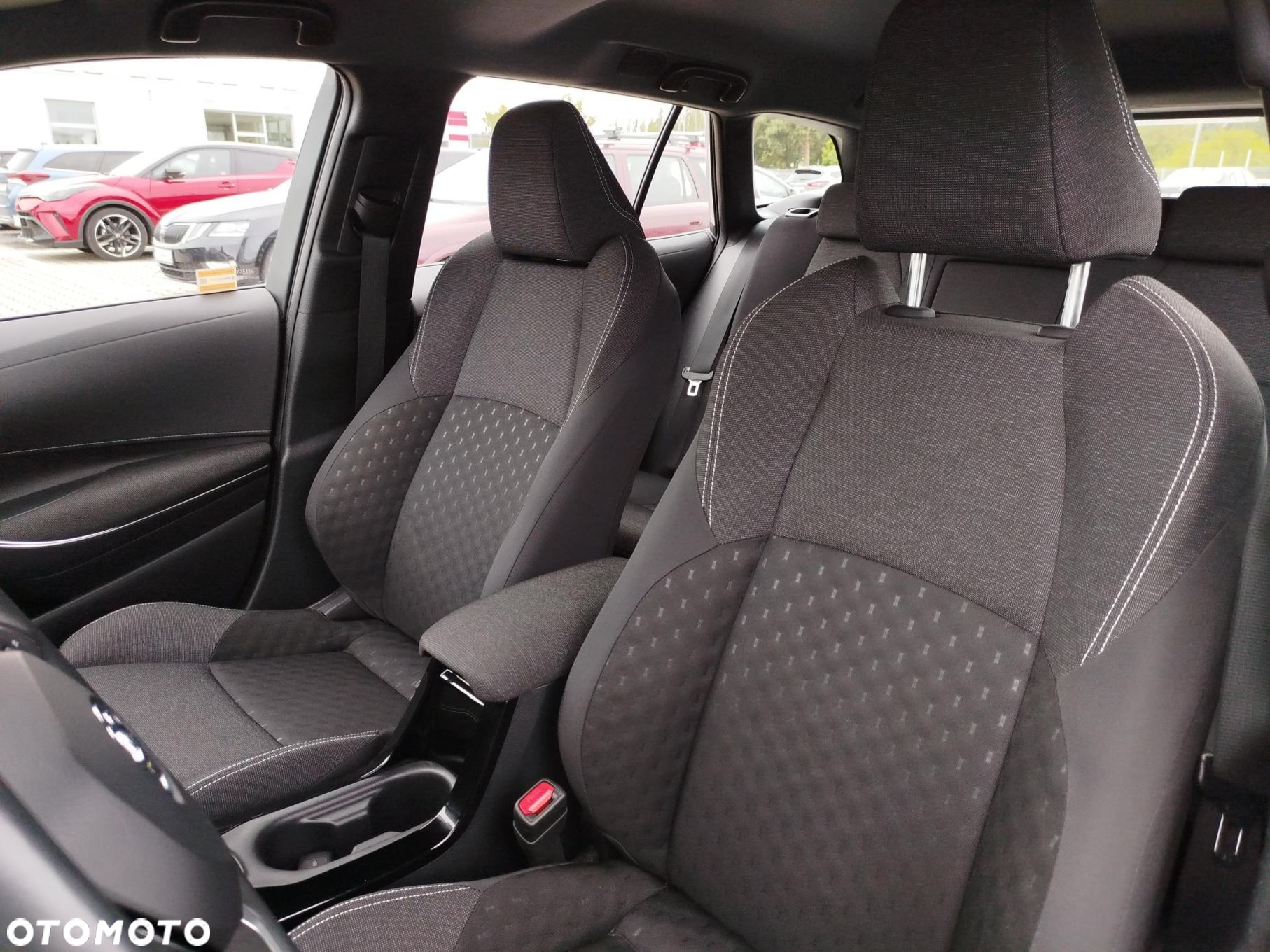 Toyota Corolla - 11