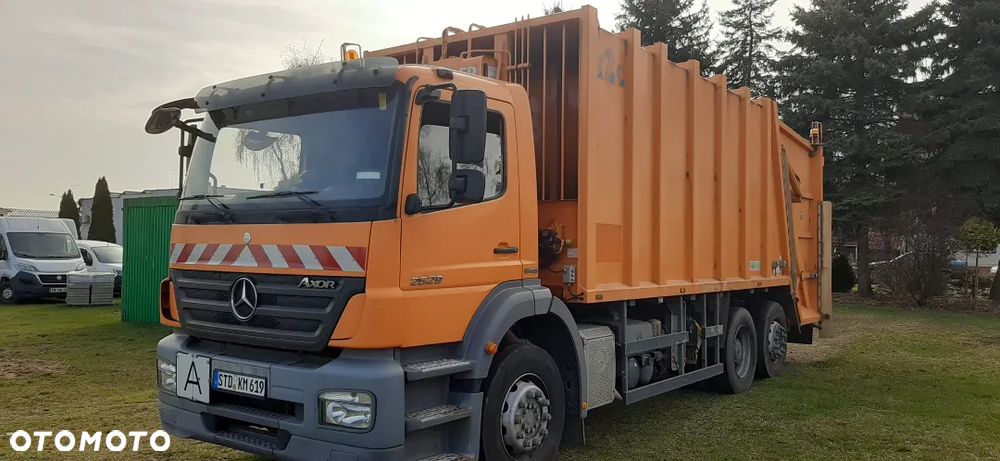 Mercedes-Benz AXOR 2529 Śmieciarka 6x2 Euro5 - 4